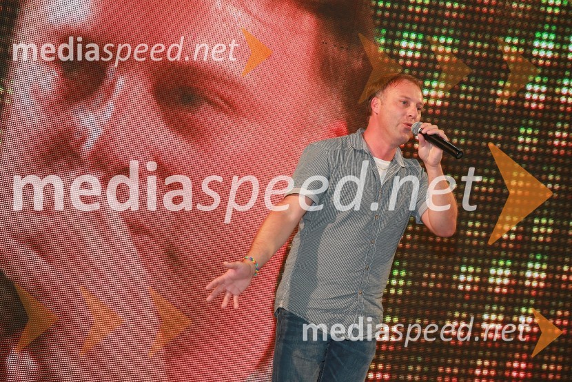  Tomaž  Ahačič, pevecEuropark praznuje 14. rojstni dan