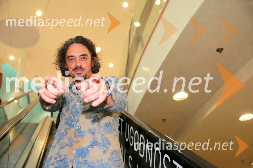  Tomaž Klepač, pevecEuropark praznuje 14. rojstni dan