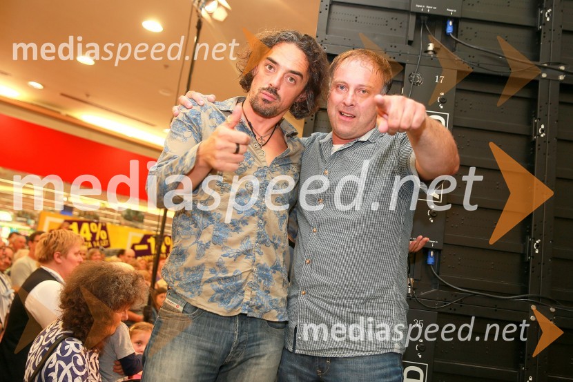  Tomaž Klepač, pevec;  Tomaž  Ahačič, pevecEuropark praznuje 14. rojstni dan