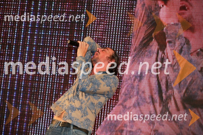  Tomaž Klepač, pevecEuropark praznuje 14. rojstni dan