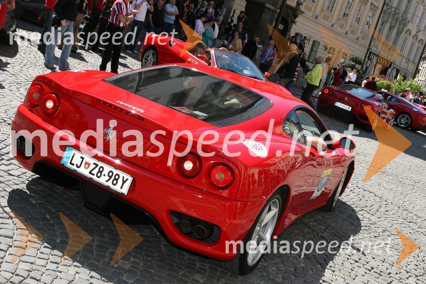 FerrariFerrarijeva štafeta ob 60. obletnici avtomobila Ferrari