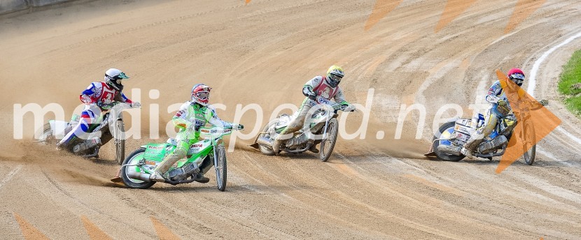 Finalna dirka mednarodnega tekmovanja parov