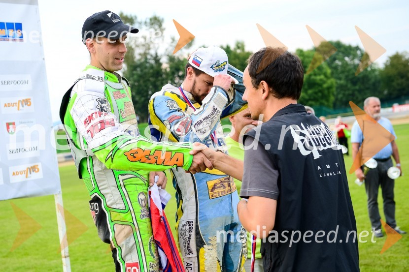 Finalna dirka mednarodnega tekmovanja parov