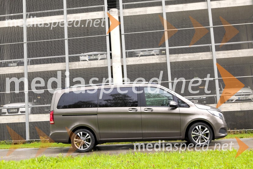 Mercedes razred VMercedes Benz predstavlja razred V