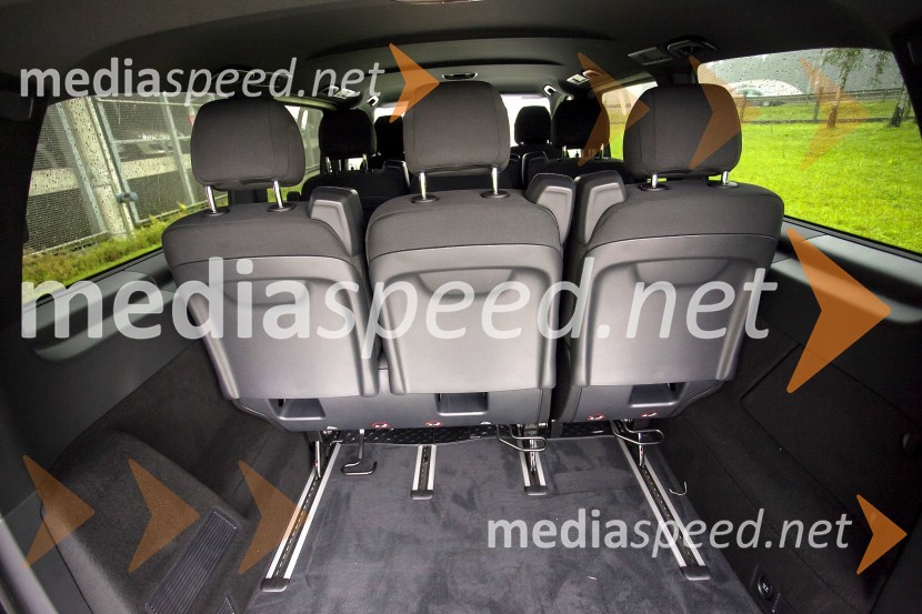 Mercedes razred VMercedes Benz predstavlja razred V