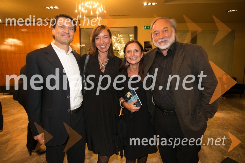 mag. Jurij Giacomelli, generalni sekretar NLB; mag. Ladeja Košir Godina,  ustanoviteljica Circular Change / Giacomelli Media;  Darja Hlavka Godina, glasbena oblikovalka;  Karpo Godina, režiserZlata čeveljčka, premiera predstave