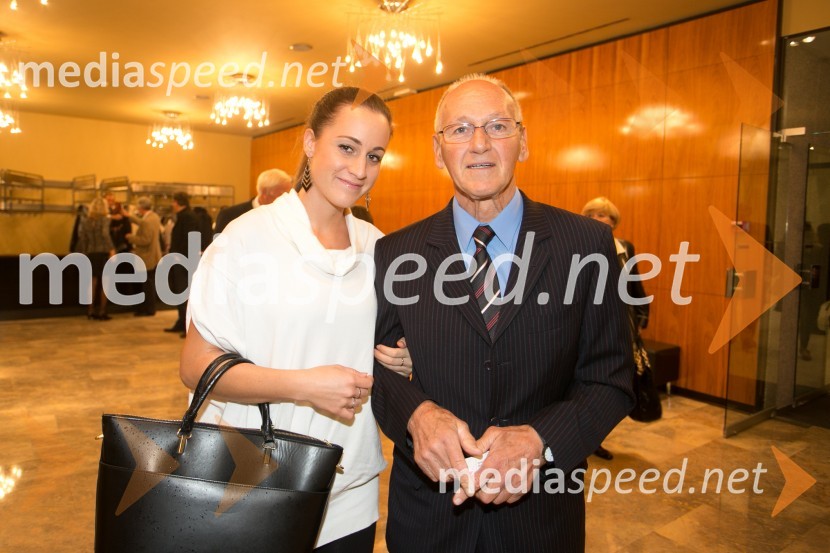  Maša  Cerar;  Miroslav Cerar, nekdanji gimnastičar Zlata čeveljčka, premiera predstave