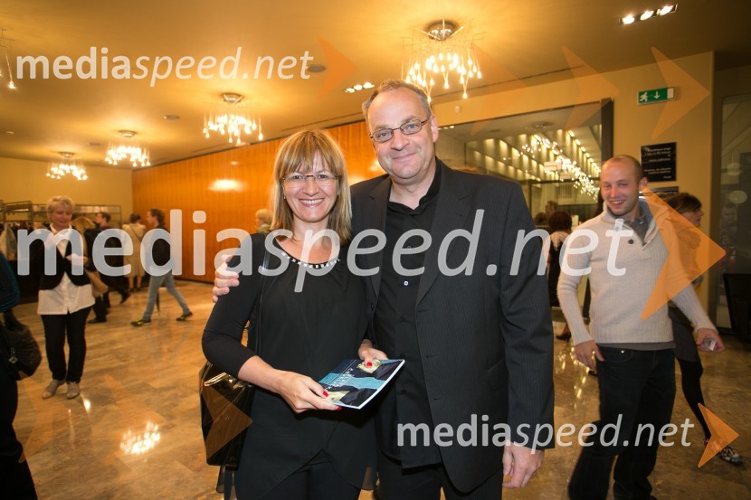  Daja Bah Koren, sodnica; mag. Boštjan Koren, direktor potniškega prometa Slovenske železniceZlata čeveljčka, premiera predstave