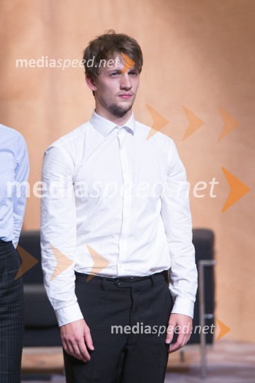  Jernej Gašperin, igralec MGLZlata čeveljčka, premiera predstave