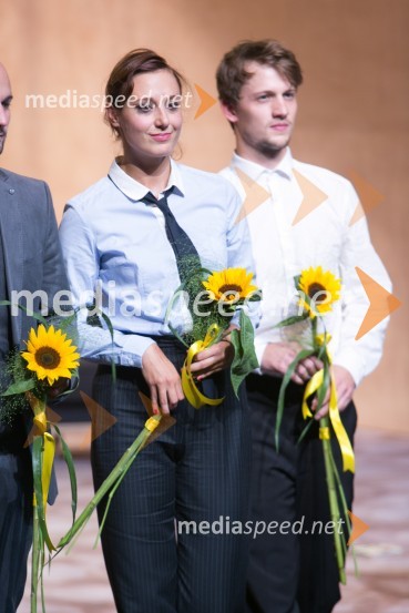  Anja Drnovšek, igralkaZlata čeveljčka, premiera predstave