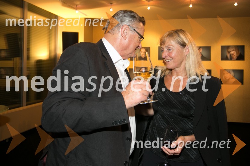  Dušan Mlakar, režiser;  Judita Zidar, igralkaZlata čeveljčka, premiera predstave