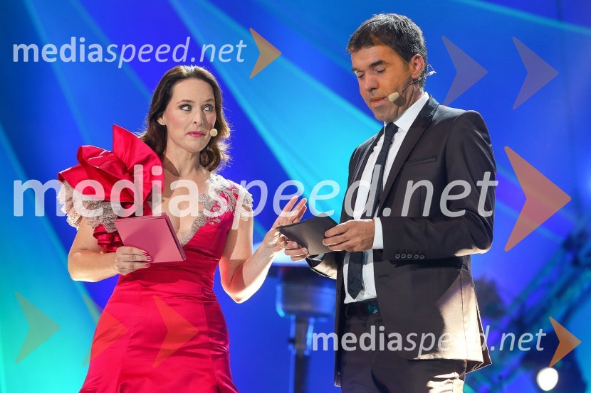  Blažka Müller, voditeljica;  Mario Galunič, voditeljSlovenska popevka 2014