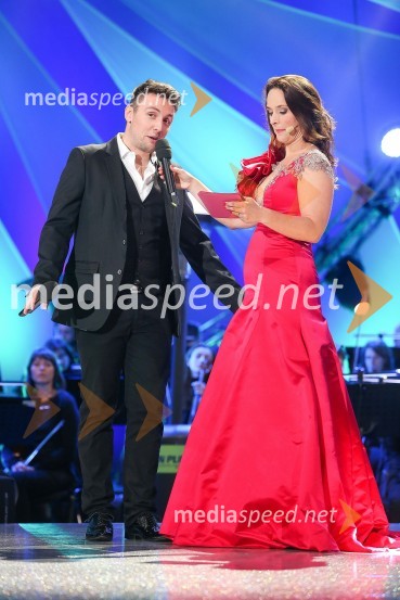  Alex Volasko, pevec;  Blažka Müller, voditeljicaSlovenska popevka 2014
