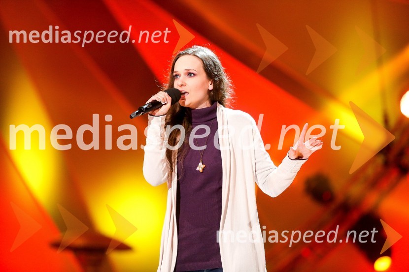  Ylenia Zobec, pevkaSlovenska popevka 2014