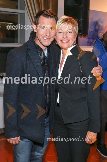  Marko Vozelj, pevec; dr. Rosvita Pesek, voditeljicaSlovenska popevka 2014