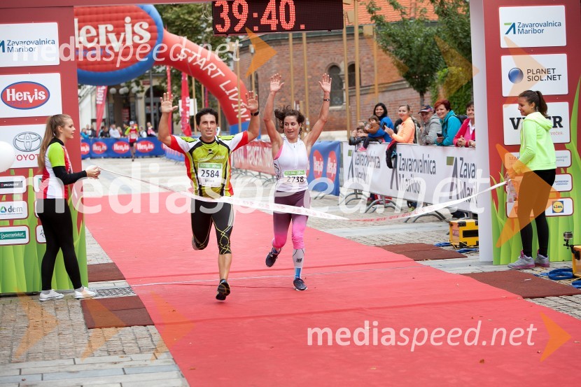  Robert Bilban, tekač (2584);  Anja Rugelj, zmagovalka teka na 10 km (2738)5. Eko maraton Maribor