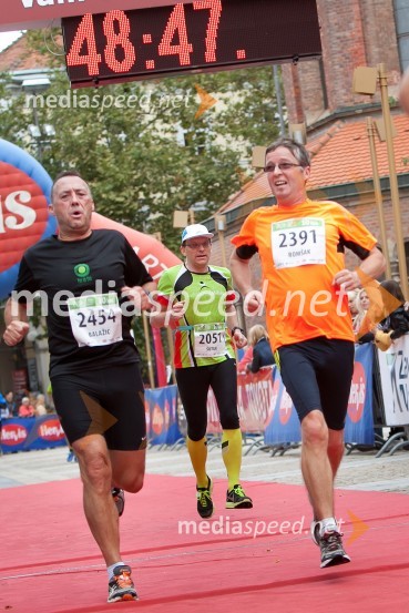  Štefan Balažic, tekač (2454);  ... ;  Zdenko Romšak, tekač (2391)5. Eko maraton Maribor