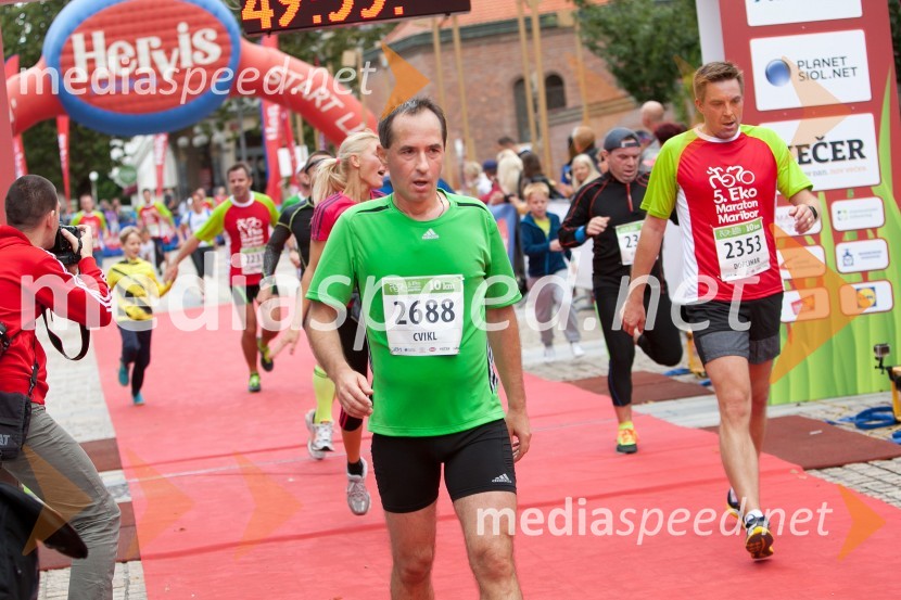  Andrej Cvikl, tekač (2688);  Sašo Doplihar, tekač (2353)5. Eko maraton Maribor