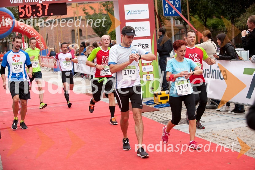  Damjan Pal, tekač (2182);  Boža Šuk Lubej, tekačica (2101)5. Eko maraton Maribor