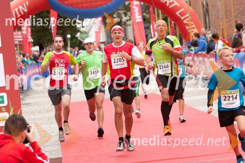  Matej Ekart, tekač (2263);  Vladimir Pintar, tekač (2495);  Marjan Štampohar, tekač (2205);  Srečko Kavaš, tekač (2366)5. Eko maraton Maribor