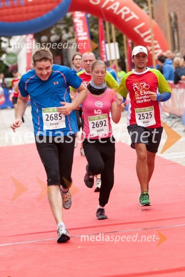  Robert Ravnik, tekač (2685);  Dolores Bačer, tekačica (2692);  Gregor Mogel, tekač (2525)5. Eko maraton Maribor