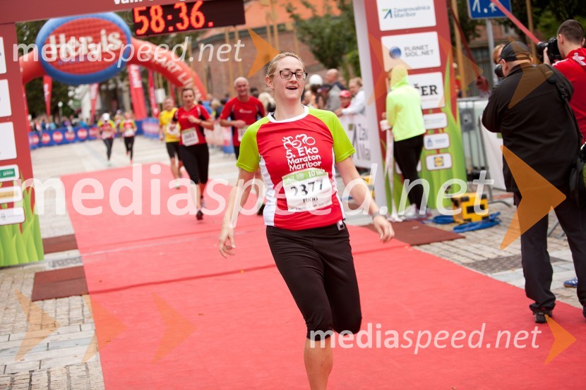  Teja Fuchs, tekačica (2377)5. Eko maraton Maribor