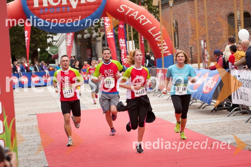  Aleksander Pirš, tekač (2313);  Timi Hraš, tekač (2436);  Jasmina Čuješ, tekačica (2225);  Alenka Golež, tekačica (2118)5. Eko maraton Maribor