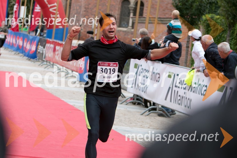  Jure Mertük, tekač (3019)5. Eko maraton Maribor