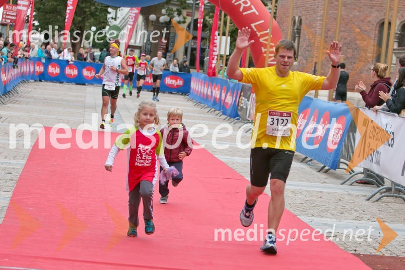  Jure Marinšek, tekač (3122)5. Eko maraton Maribor