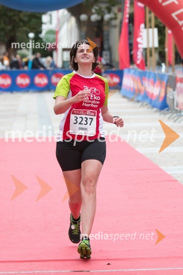  Mia Erbus, tekačica (3237)5. Eko maraton Maribor