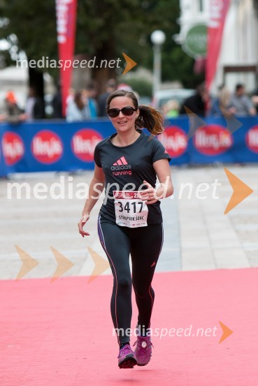  Urška Stropnik Šonc, tekačica (3417)5. Eko maraton Maribor