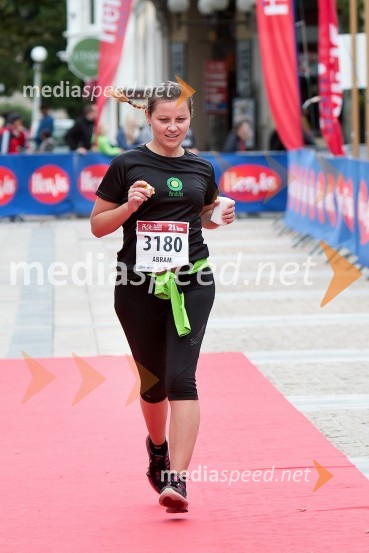  Nina Abram, tekačica (3180)5. Eko maraton Maribor