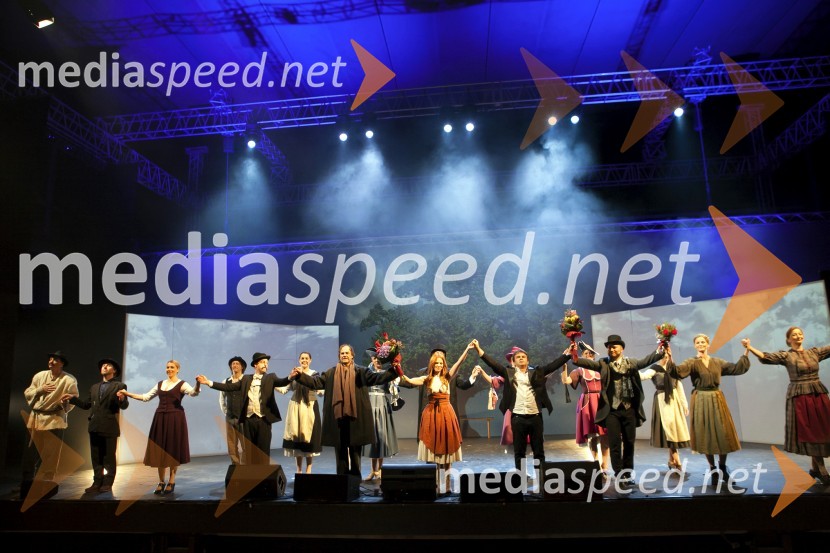 Cvetje v jeseni, premiera muzikalaCvetje v jeseni, premiera muzikala