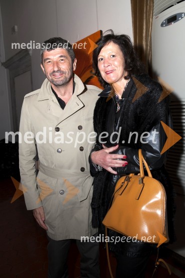  Aleksander Batič, izvršni direktor NKBM za področje poslovne mreže;  Julijana BatičCvetje v jeseni, premiera muzikala