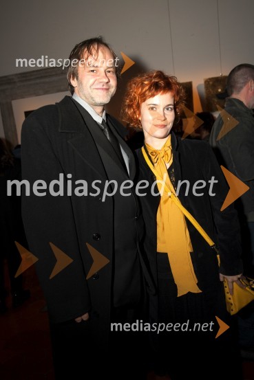  Jure Ivanušič, dramski igralec in glasbenik;  Nana Forte, skladateljica in sopranistkaCvetje v jeseni, premiera muzikala