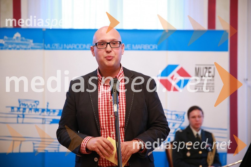  Gregor Antoličič, Zgodovinski inštitut Milka Kosa ZRC SAZUOblaki so rdeči, otvoritev razstave