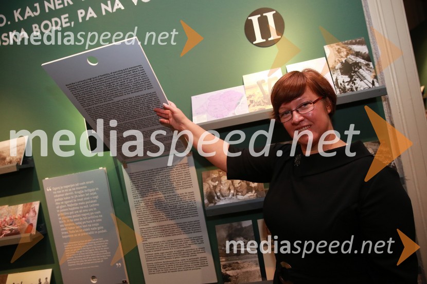 dr. Aleksandra  Berberih Slana, direktorica Muzeja narodne osvoboditve MariborOblaki so rdeči, otvoritev razstave