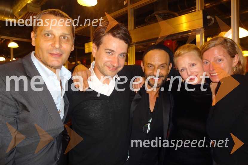  Danilo Rošker, direktor SNG Maribor;  Saša Tabaković, igralec;  Tomaž Pandur, režiser;  Polona  Juh, igralka;  Nataša  Matješec Rošker,  igralkaRihard III. + II., gostovanje drame v SNG Maribor