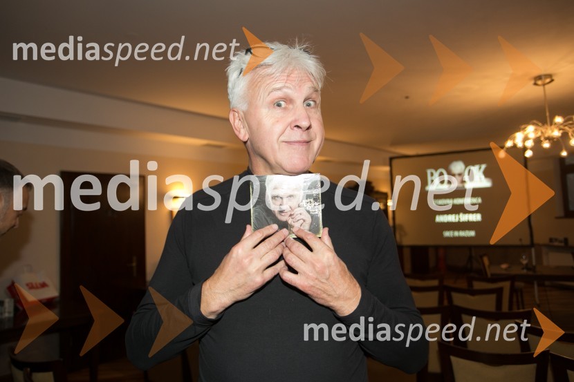  Andrej Šifrer, glasbenikAndrej Šifrer, promocija novega albuma Srce in razum
