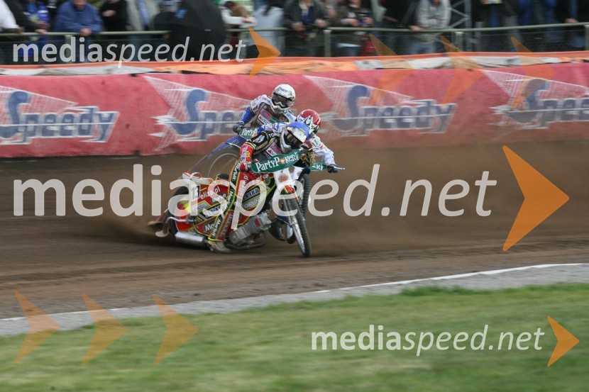 Padec Nickija Pedersena, Bjarneta Pedersena in Wieslawa JagusaSPEEDWAY GRAND PRIX, VN Švedske 2007, padec Nickija Pedersena, Bjarneta Pedersena in Wieslawa Jagusa
