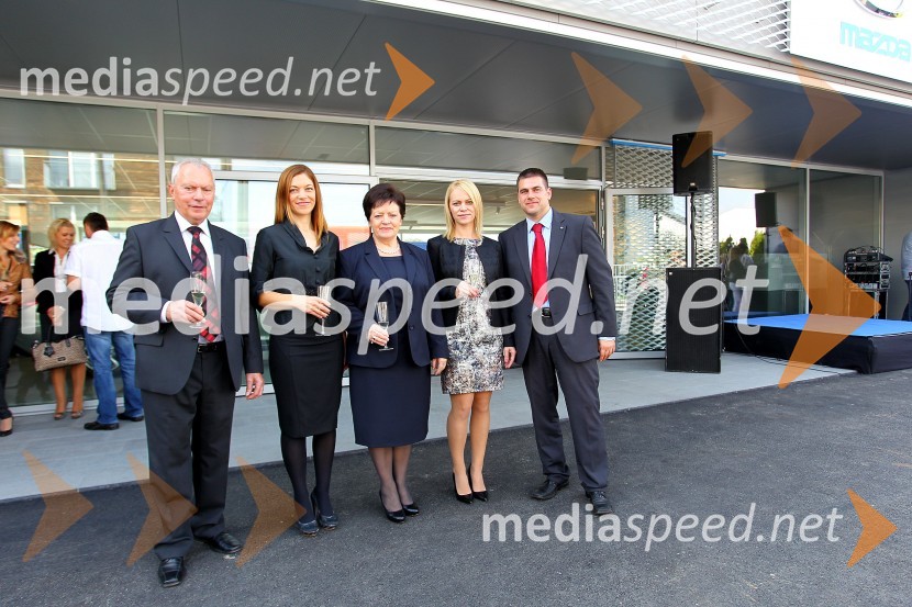  ... ;  Andreja Šilec Ferk, marketing, Avtohiša Ferk;  Majda Ferk, direktorica, Avtohiša Ferk;  ... ;  ... Avtohiša Ferk, novi pooblaščeni prodajalec Mazde