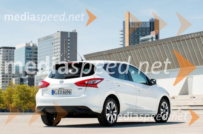 Nissan PulsarAvtomobilski salon Pariz 2014