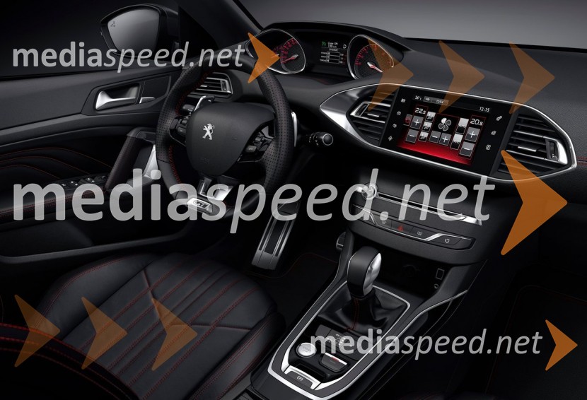 Peugeot 308 GT, notranjostAvtomobilski salon Pariz 2014