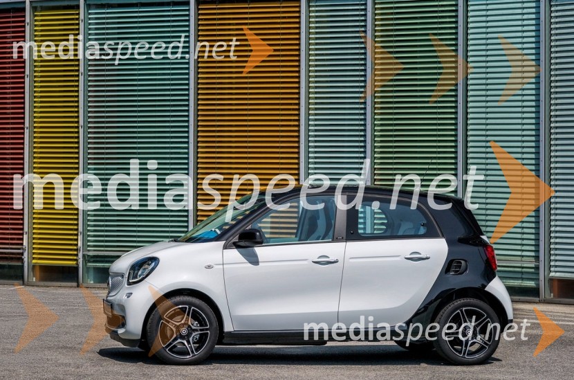 Smart ForfourAvtomobilski salon Pariz 2014