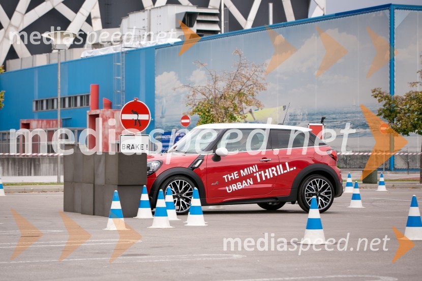 MINI Urban Thrill MINI Urban Thrill in novi petvratni MINI, slovenska predstavitev