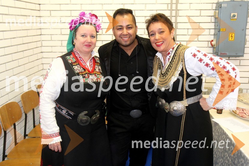  ... ;  ... ;  Danijela Aleksandrova , pevka40. obletnica skupine Bijelo Dugme