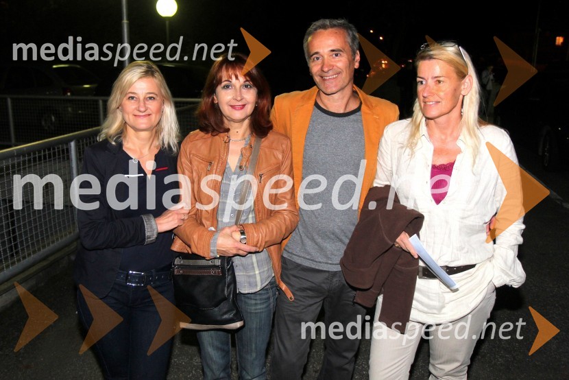  Saša Regoršek, članica družine Svizec;  Darja Bogdanovič;  Željko Bogdanović, pevec skupine, Balkan Express;  Darja Batista40. obletnica skupine Bijelo Dugme