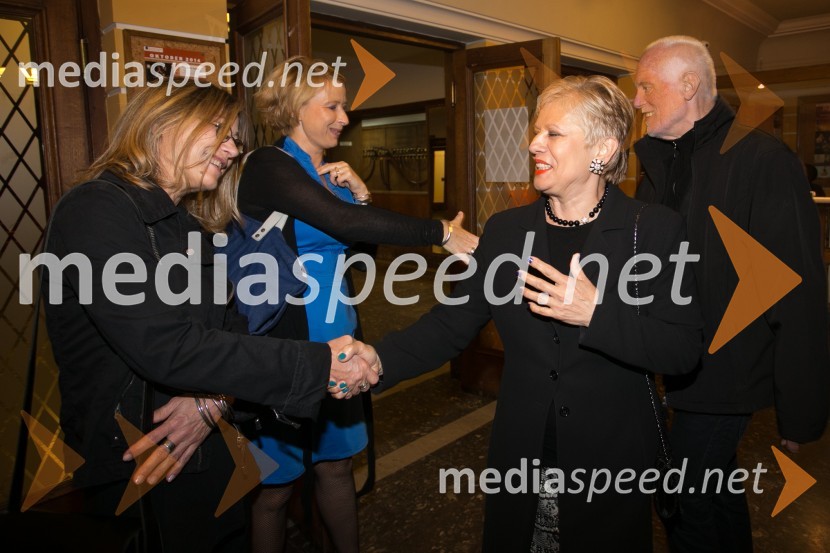  Jerneja Volfand, vodja programa SLG Celje;  Radmila GorjancPolicaji, premiera komedije v SLG Celje