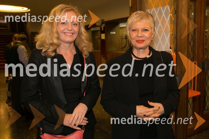 mag. Tina Kosi, upravnica SLG Celje;  Radmila GorjancPolicaji, premiera komedije v SLG Celje