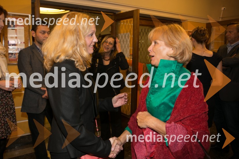 mag. Tina Kosi, upravnica SLG Celje;  Nada ŽemvaPolicaji, premiera komedije v SLG Celje